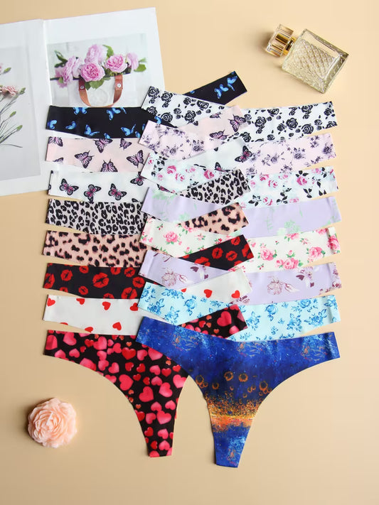 A Set of 16 Women'S Low-Rise Panties